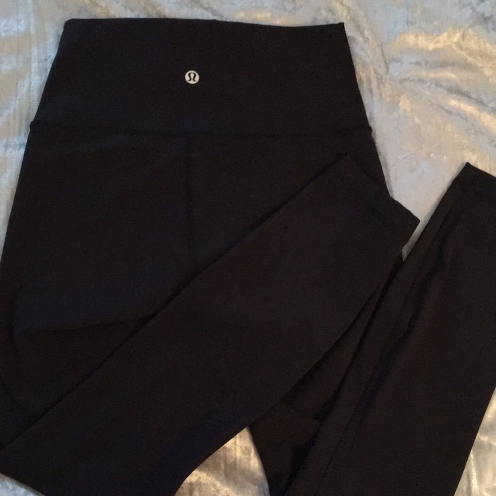 🍋lululemon ankle length leggings, barely worn 🍋